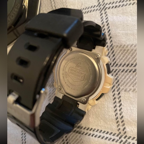 Casio G-Shock Watch - Picture 2 of 2